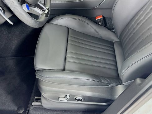 Used 2025 Maserati Grecale GT AWD/4WD image 18