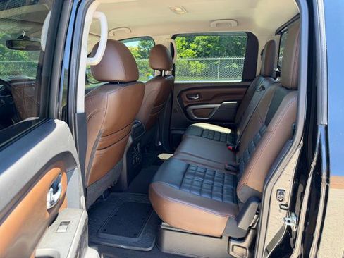 Used 2017 Nissan Titan Platinum Reserve RWD image 25