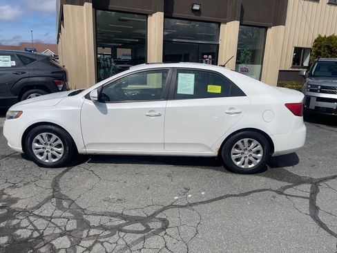 Used 2013 Kia Forte EX FWD image 8