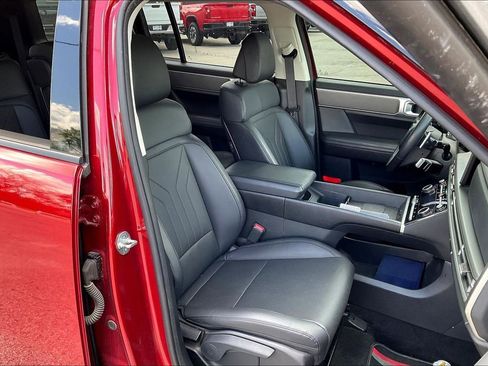 Used 2024 Hyundai Santa Fe SEL image 7