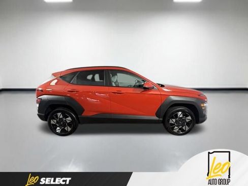 Used 2025 Hyundai Kona SEL AWD/4WD image 6