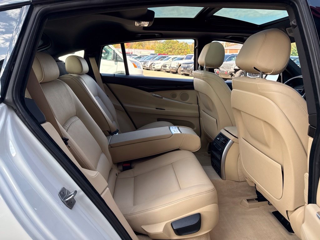 Used 2016 BMW 535i Gran Turismo xDrive AWD/4WD image 15