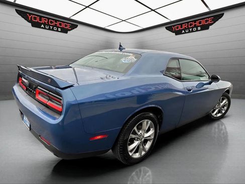 Used 2021 Dodge Challenger SXT w/ Cold Weather Group image 5