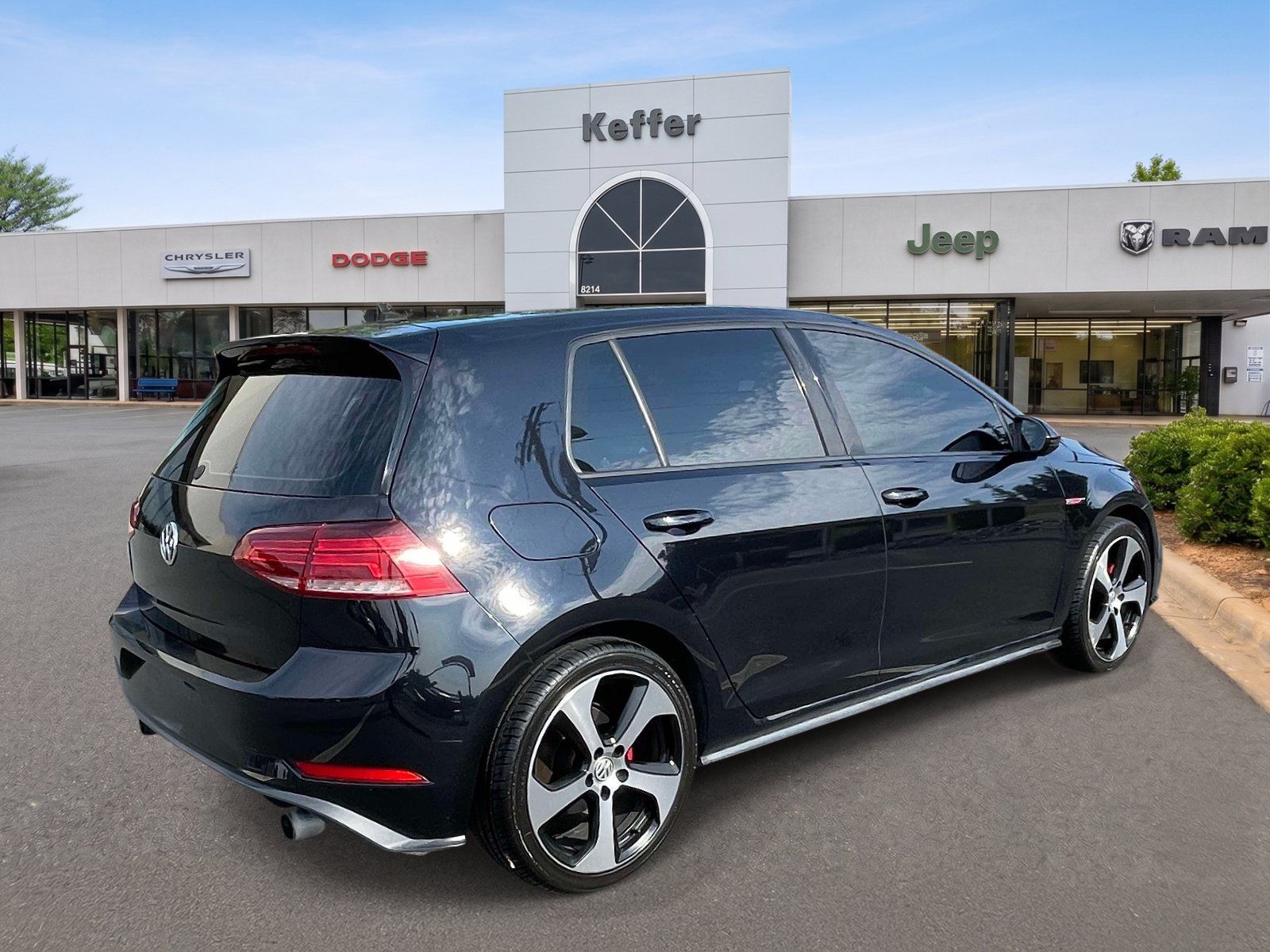 Used 2018 Volkswagen GTI S FWD image 6