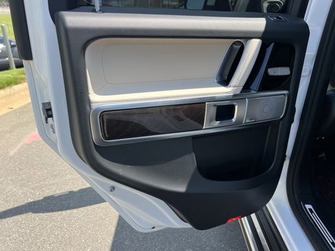 Used 2022 Mercedes-Benz G 550 image 30