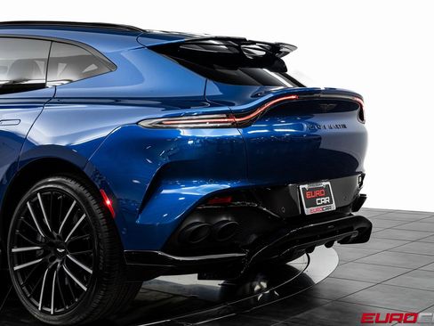 Used 2023 Aston Martin DBX 707 image 19