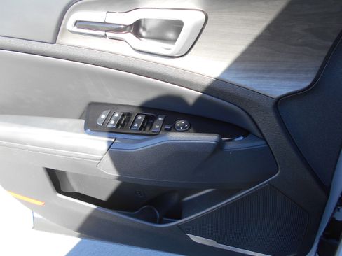 Used 2025 Kia Sportage X-Line w/ Premium Package image 5