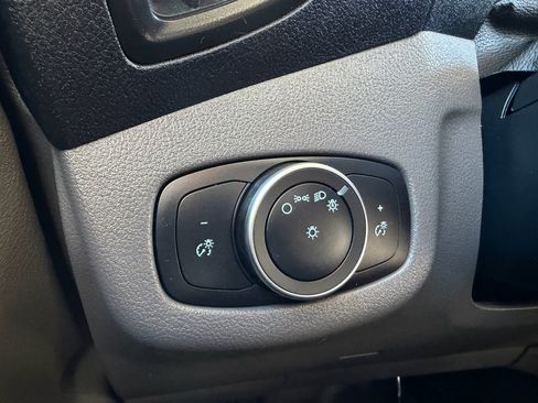 Used 2022 Ford Transit Connect XL image 22