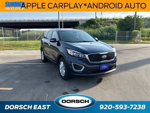 Used 2018 Kia Sorento AWD image 4