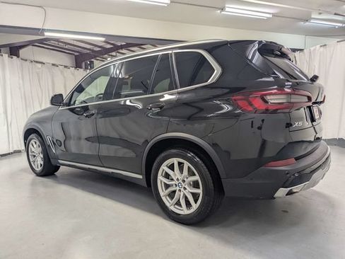 Used 2021 BMW X5 xDrive40i w/ Premium Package 2 AWD/4WD image 4