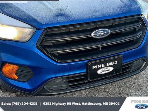 Certified 2019 Ford Escape S image 21