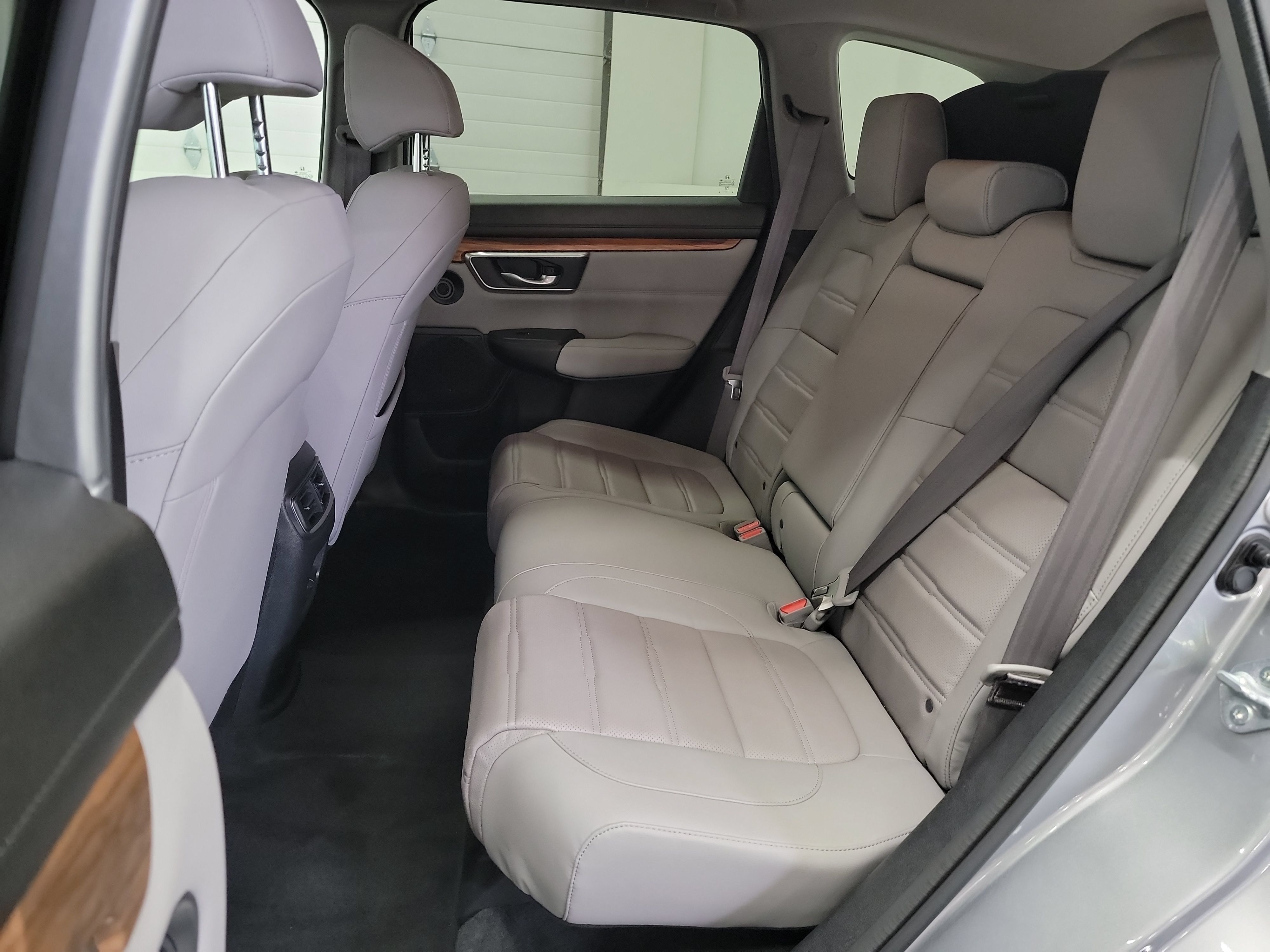 Used 2022 Honda CR-V Touring image 28