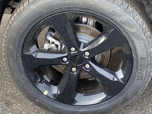 New 2026 Jeep Grand Cherokee Limited w/ Limited Altitude Package image 3