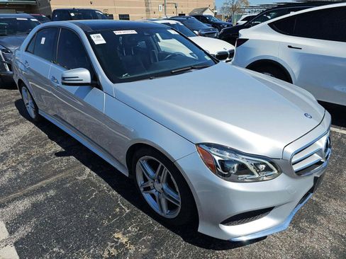 Used 2014 Mercedes-Benz E 350 4MATIC Sedan w/ Premium 1 Package image 4