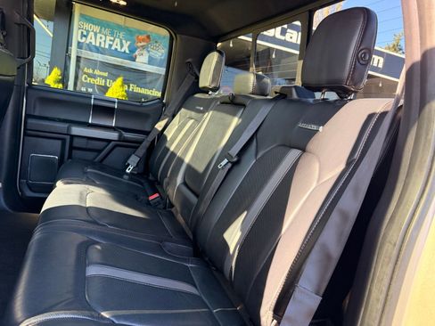 Used 2018 Ford F150 Platinum w/ Equipment Group 701A Luxury AWD/4WD image 16