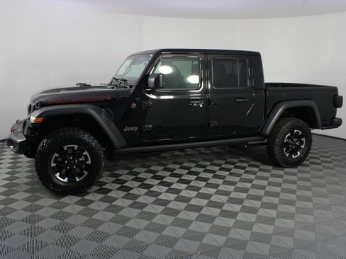 New 2026 Jeep Gladiator Rubicon w/ Steel Power Dome Hood Package AWD/4WD image 2