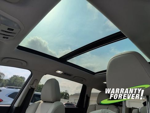 Used 2022 Subaru Ascent Limited w/ Technology Package AWD/4WD image 13