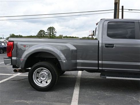 Used 2022 Ford F450 XL w/ STX Appearance Package image 9