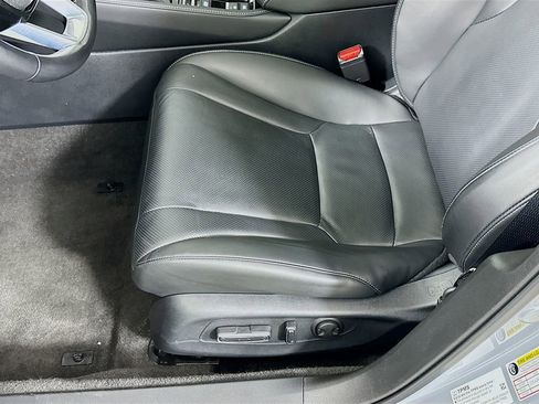 Used 2023 Honda Accord Touring image 19