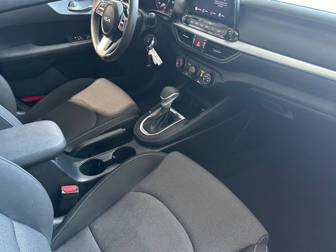 Used 2024 Kia Forte LXS FWD image 16
