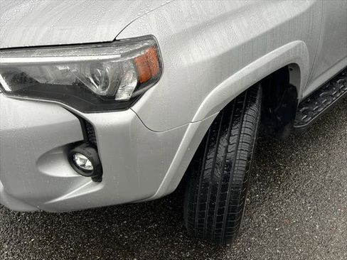 Certified 2024 Toyota 4Runner SR5 Premium image 3