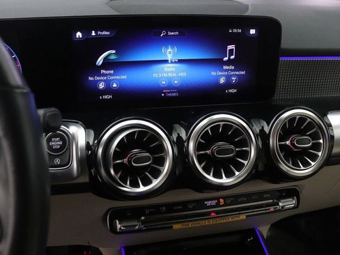 Certified 2023 Mercedes-Benz GLB 250 image 11