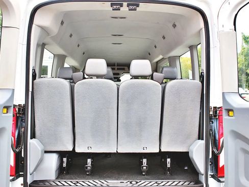 Used 2017 Ford Transit 350 XL image 28