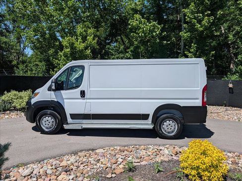 Used 2023 RAM ProMaster 2500 FWD image 2