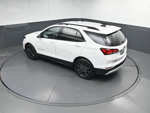 Used 2024 Chevrolet Equinox RS w/ LPO, Floor Liner Package image 34