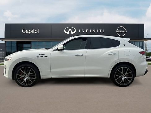 Used 2022 Maserati Levante Modena image 8
