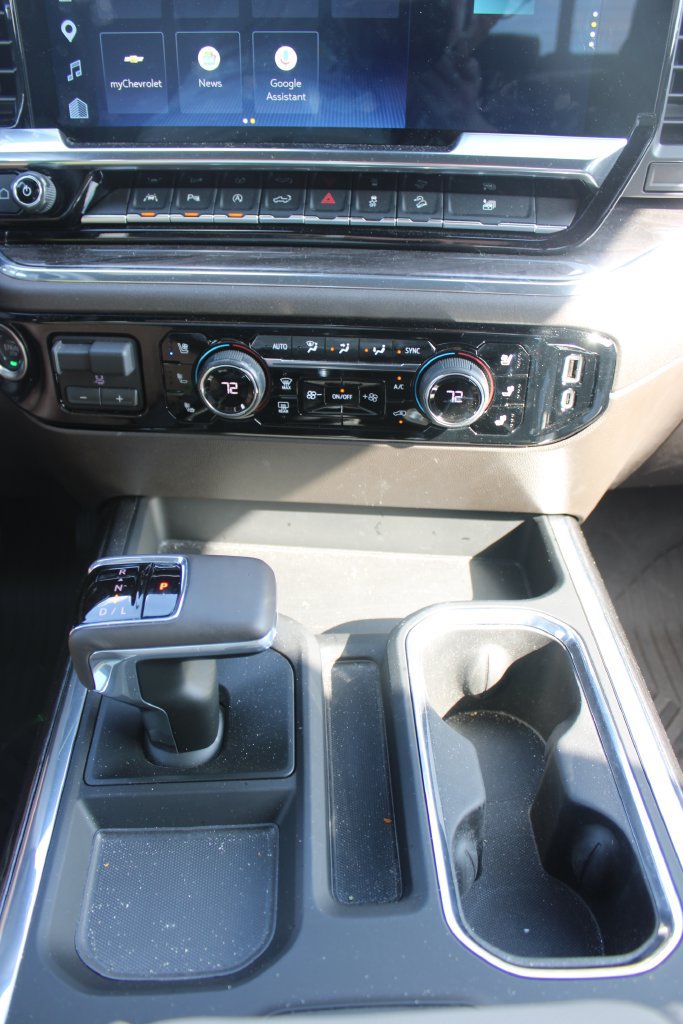 Used 2025 Chevrolet Silverado 1500 LTZ w/ LTZ Premium Package AWD/4WD image 33