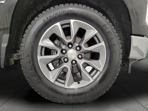 Certified 2024 Chevrolet Silverado 1500 LT image 9