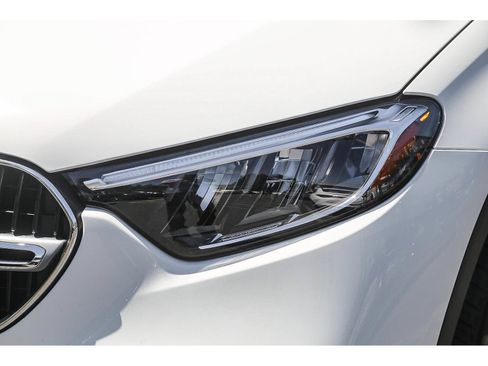Certified 2026 Mercedes-Benz GLC 300 image 7