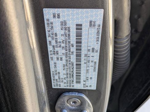 Used 2024 Ford Escape ST-Line image 32