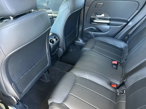 Certified 2025 Mercedes-Benz GLA 250 image 13
