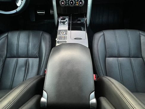 Used 2017 Land Rover Range Rover Supercharged AWD/4WD image 40