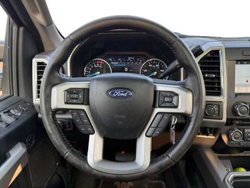 Used 2018 Ford F250 Lariat w/ Chrome Package AWD/4WD image 14