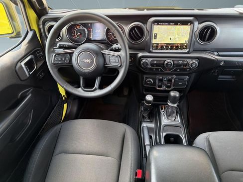 Used 2023 Jeep Wrangler Unlimited Sport AWD/4WD image 29