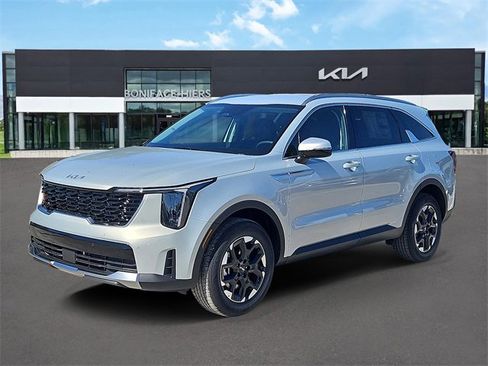 New 2026 Kia Sorento S image 2