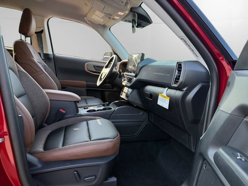 New 2026 Ford Bronco Sport Outer Banks w/ Outer Banks Tech Package+ AWD/4WD image 15