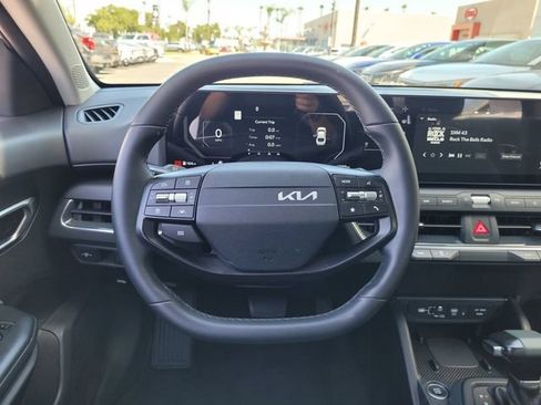 Certified 2025 Kia K4 EX FWD image 18