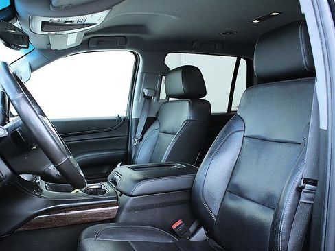 Used 2016 GMC Yukon SLT image 12