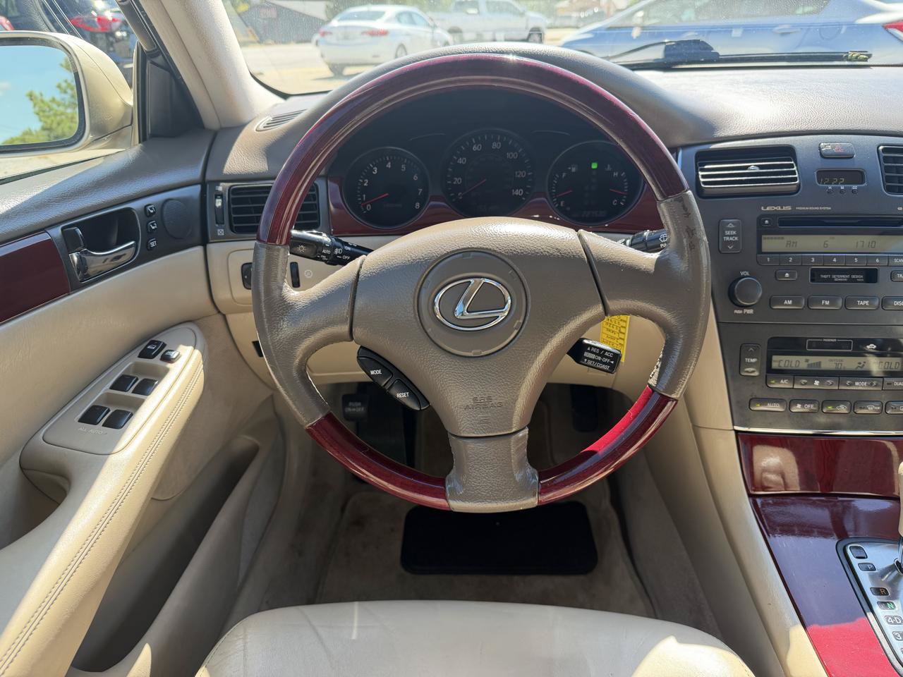 Used 2004 Lexus ES 330 FWD image 13