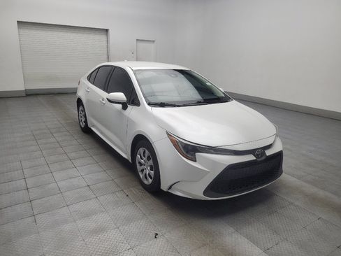 Used 2022 Toyota Corolla LE FWD image 13