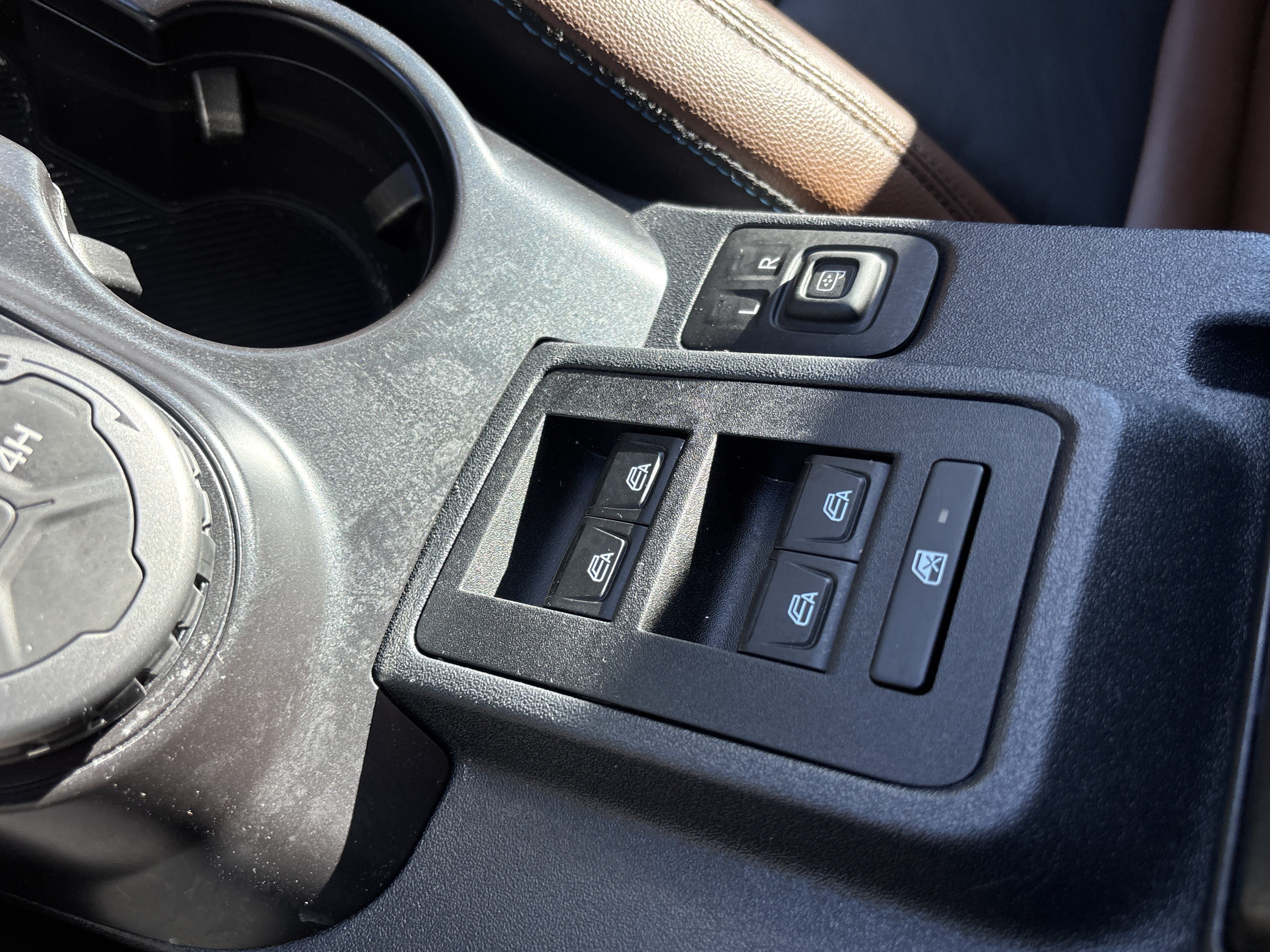 Used 2024 Ford Bronco Outer Banks AWD/4WD image 26