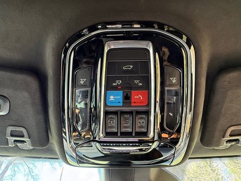 Used 2023 Jeep Grand Cherokee L Summit image 38