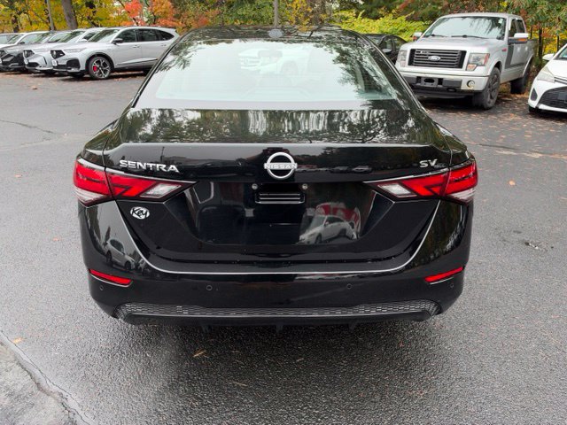 Used 2024 Nissan Sentra SV FWD image 4