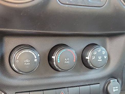 Used 2016 Jeep Wrangler Sport w/ Quick Order Package 24S AWD/4WD image 24