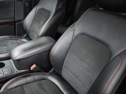 Used 2022 Ford Escape SEL w/ SEL Stealth AWD Package image 18