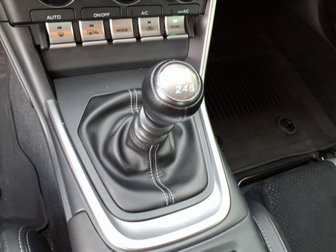 Used 2023 Toyota GR86 Premium image 32